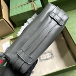 GUCCI dual G shoulder backpack in the same color series Model: 725696