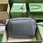 GUCCI dual G shoulder backpack in the same color series Model: 725696
