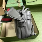 GUCCI dual G shoulder backpack in the same color series Model: 725696