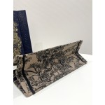 DIOR Tote latest spring and summer