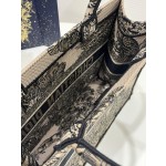 DIOR Tote latest spring and summer