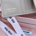 MIU MIU 5MV204: Pocket Wallet