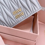MIU MIU 5MV204: Pocket Wallet