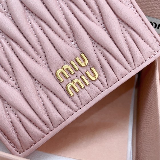 MIU MIU 5MV204: Pocket Wallet