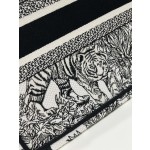 DIOR Tote latest spring and summer