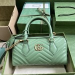 GUCCI Marmont series small handbag model: 746319