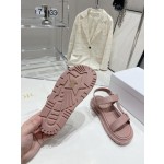Dior's latest hot sandals