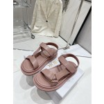 Dior's latest hot sandals