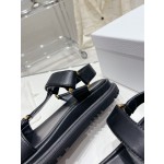 Dior's latest hot sandals