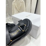 Dior's latest hot sandals