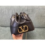 Valentino small bucket Model: 1188