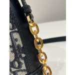 DIOR latest C'est series