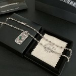 Croix Classic Skull Head Emerald Pendant