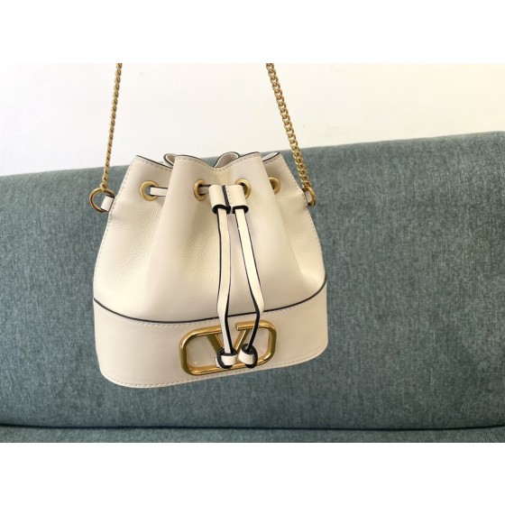 Valentino small bucket Model: 1188