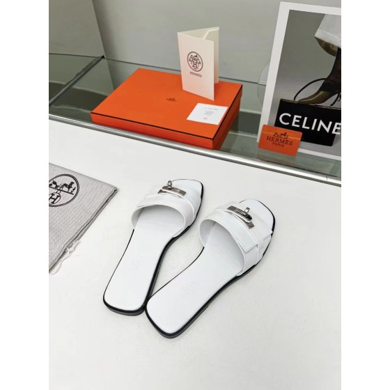 Hermes flat heeled slippers