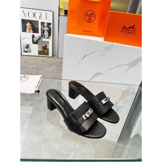 Hermes genuine leather outsole, combined with small square heels