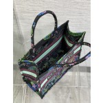 Dior Tote's latest concept zoo spring and summer series8001