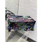 Dior Tote's latest concept zoo spring and summer series8001