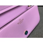 Valentino calfskin handbag ️Model: 1133