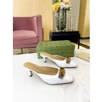 Gucci's latest high-heeled slippers