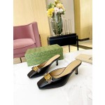 Gucci's latest high-heeled slippers