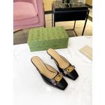 Gucci's latest high-heeled slippers