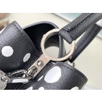 𝐋𝐎𝐔𝐈𝐒𝐕𝐔𝐈𝐓𝐓𝐎𝐍 M21691/48865 Black Pinned White Dot Medium Louis Vuitton x Grass Maisen Collaboration Series