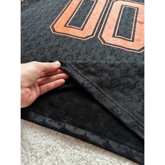 Louis Vuitton Presbyopia Medium Sleeve T-shirt