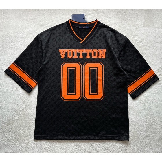 Louis Vuitton Presbyopia Medium Sleeve T-shirt