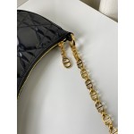DIOR zipper closure with CD zipper head 9274