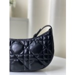 DIOR zipper closure with CD zipper head 9274
