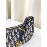 DIOR zipper closure with CD zipper head 9274