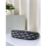 DIOR zipper closure with CD zipper head 9274