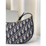 DIOR zipper closure with CD zipper head 9274
