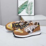 Valentino's latest casual color matching sneakers are minimalist, fashionable, and low cut men's and women's shoes