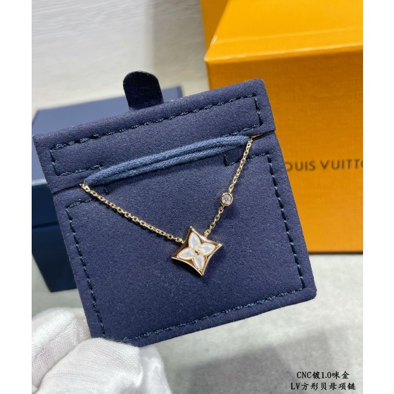 Louis Vuitton Square Fritillaria Necklace