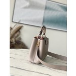 𝐋𝐎𝐔𝐈𝐒𝐕𝐔𝐈𝐓𝐓𝐎𝐍 N80931 Elephant Grey Red Inner Small This Capuchines Small Handbag