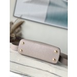 𝐋𝐎𝐔𝐈𝐒𝐕𝐔𝐈𝐓𝐓𝐎𝐍 N80931 Elephant Grey Red Inner Small This Capuchines Small Handbag