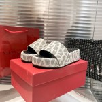 Valentino thick sole slippers
