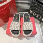 Valentino thick sole slippers