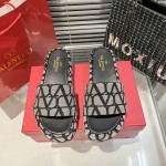 Valentino thick sole slippers