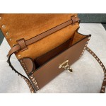 Valentino 邮差包 型号：0181