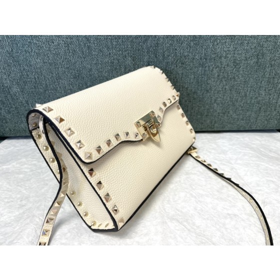 Valentino Messenger Bag Model: 0181