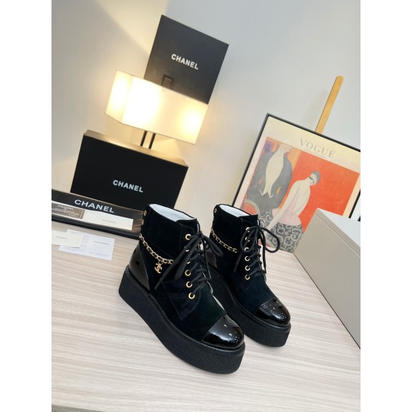 CHANEL Chain Thick Sole Boots