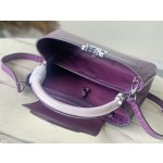 𝐋𝐎𝐔𝐈𝐒𝐕𝐔𝐈𝐓𝐓𝐎𝐍 N93419/M48865 Purple Colored Crocodile Pattern Silver Buckle This CAPUCINES BB handbag