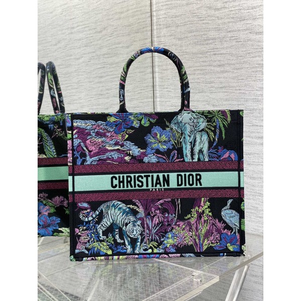 Dior Tote's latest concept zoo spring and summer series8001