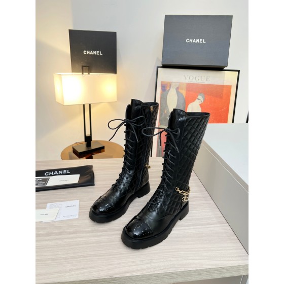CHANEL's latest side zipper high boots