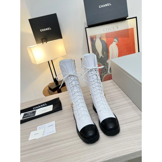 CHANEL's latest side zipper high boots
