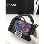 𝗖𝗵𝗮𝗻𝗲𝗹 𝗟𝗲𝗯𝗼𝘆 进口蟒蛇皮 内配小羊皮 最新款重金属手柄包