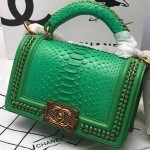 𝗖𝗵𝗮𝗻𝗲𝗹 𝗟𝗲𝗯𝗼𝘆 进口蟒蛇皮 内配小羊皮 最新款重金属手柄包